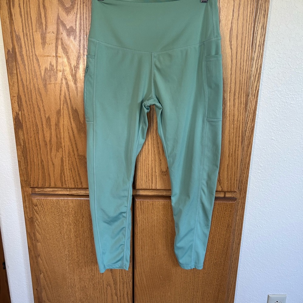 Green High-Waisted Leggings